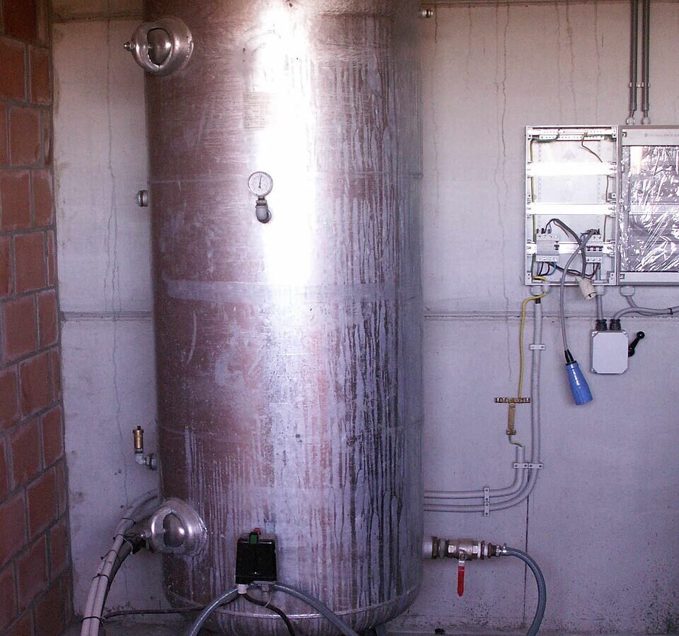 Well Pressure Tank Sizing & Buying Guide
